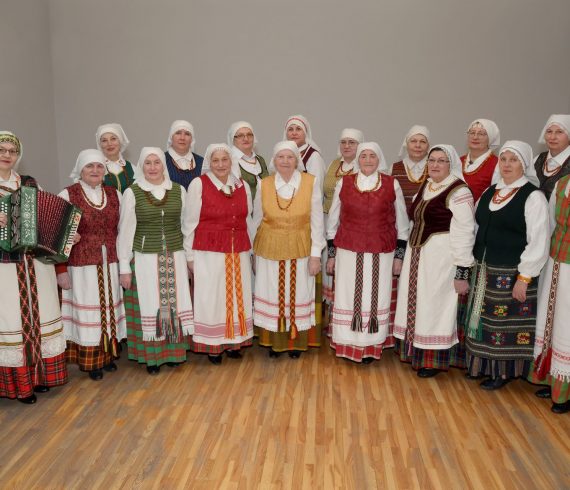 Folkloro ansamblis „Verdenė“